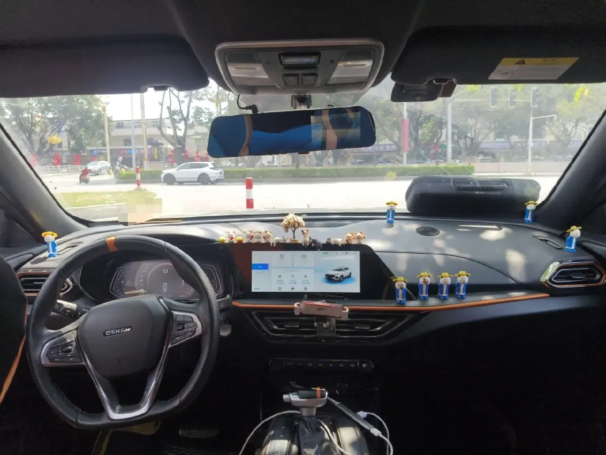 2022 Geely Binray 1.5T 181HP L4 7DCT,autocango,china used car exporter,china ev exporter,chinese used car exporter,chinese used ev exporter