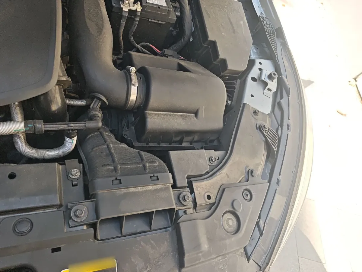 2020 HongQi H5 1.8T 197HP L4 6AT,autocango,china used car exporter,china ev exporter,chinese used car exporter,chinese used ev exporter