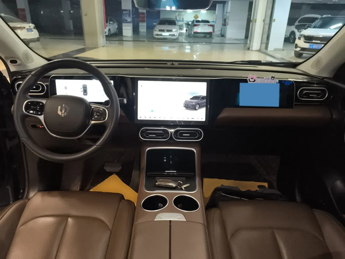 2023 Leapmotor C11 BEV 69.2KWH,autocango,china used car exporter,china ev exporter,chinese used car exporter,chinese used ev exporter