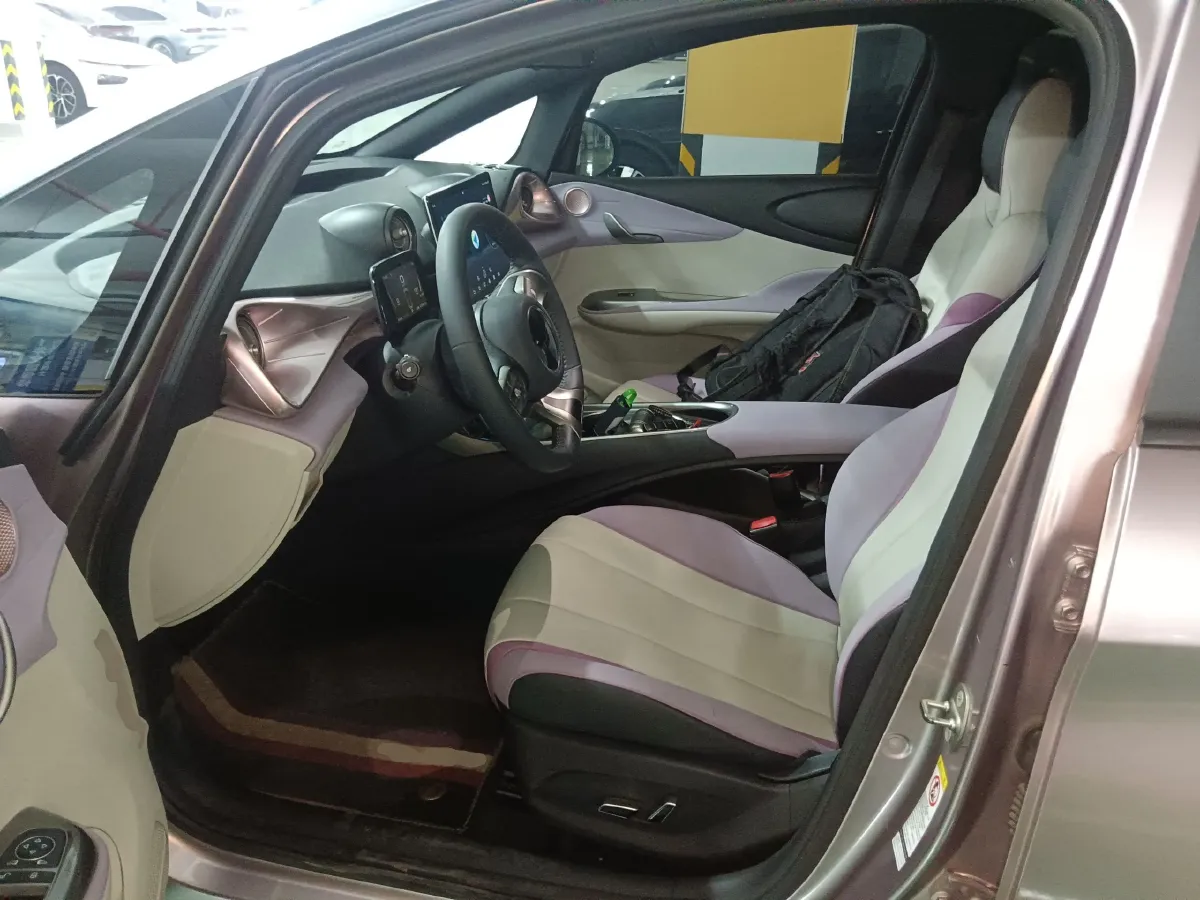 2021 BYD Dolphin BEV 44.9KWH,autocango,china used car exporter,china ev exporter,chinese used car exporter,chinese used ev exporter