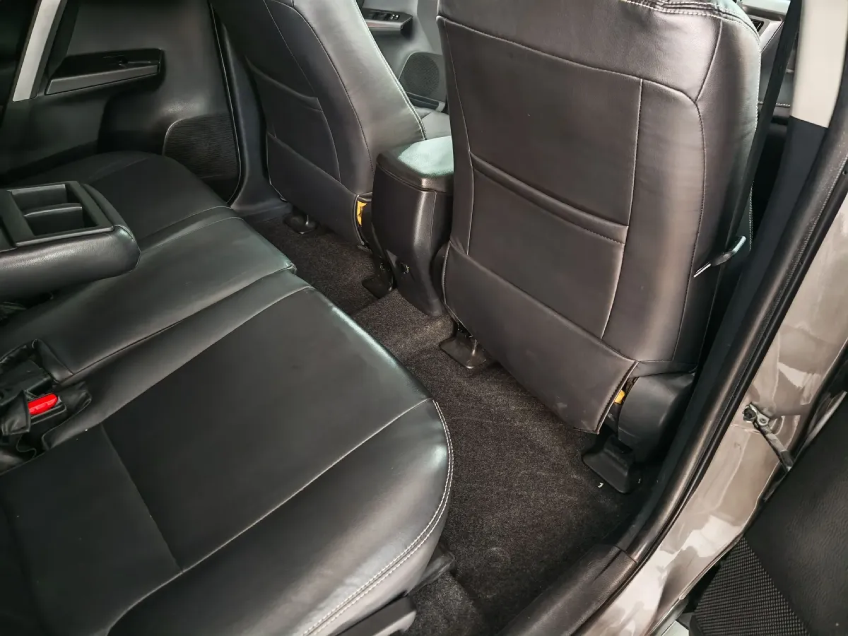 2019 Toyota RAV4 2.0L 151HP L4 CVT,autocango,china used car exporter,china ev exporter,chinese used car exporter,chinese used ev exporter