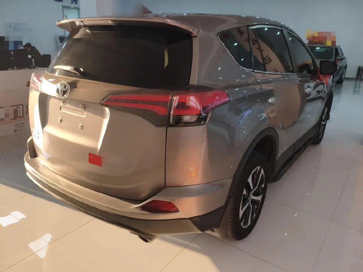 2019 Toyota RAV4 2.0L 151HP L4 CVT,autocango,china used car exporter,china ev exporter,chinese used car exporter,chinese used ev exporter