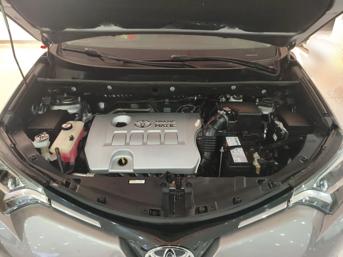 2019 Toyota RAV4 2.0L 151HP L4 CVT,autocango,china used car exporter,china ev exporter,chinese used car exporter,chinese used ev exporter