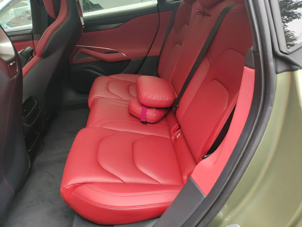 2024 MI SU7 BEV 101KWH,autocango,china used car exporter,china ev exporter,chinese used car exporter,chinese used ev exporter