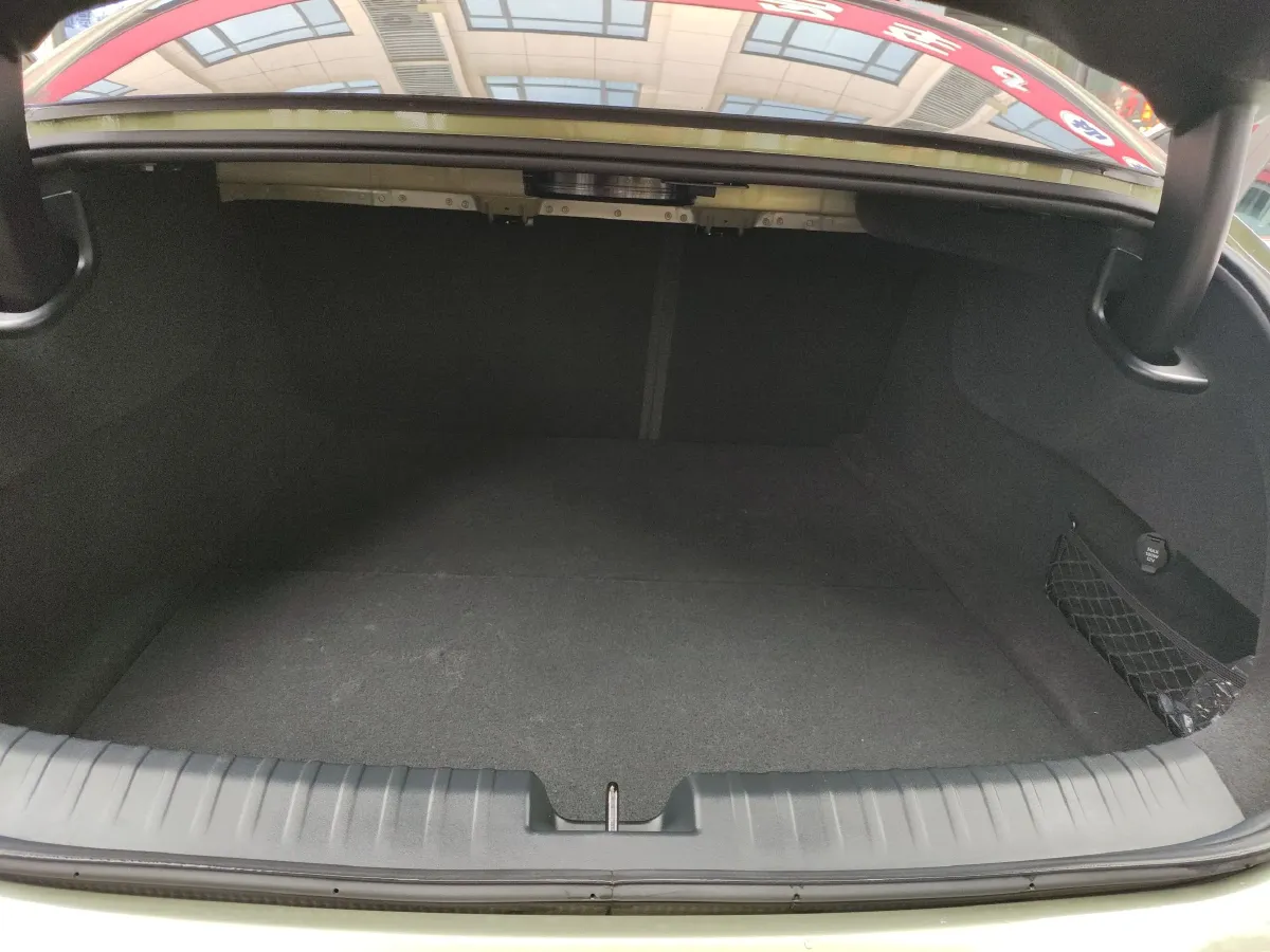 2024 MI SU7 BEV 101KWH,autocango,china used car exporter,china ev exporter,chinese used car exporter,chinese used ev exporter