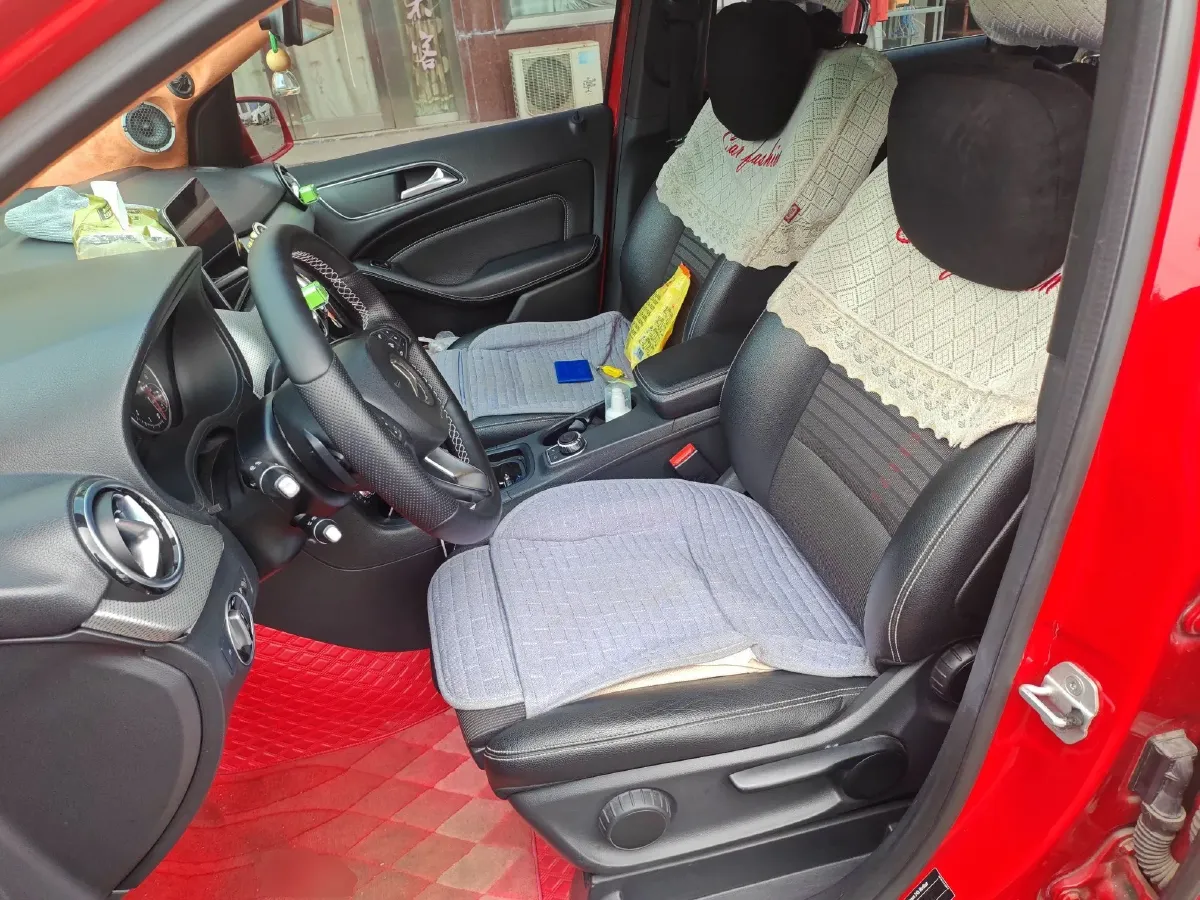 2015 Mercedes-Benz B Class 1.6T 156HP L4 7DCT,autocango,china used car exporter,china ev exporter,chinese used car exporter,chinese used ev exporter