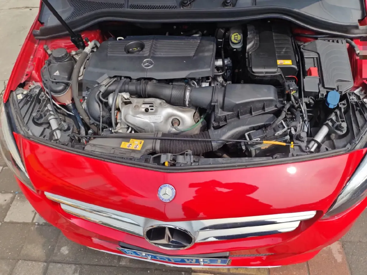 2015 Mercedes-Benz B Class 1.6T 156HP L4 7DCT,autocango,china used car exporter,china ev exporter,chinese used car exporter,chinese used ev exporter