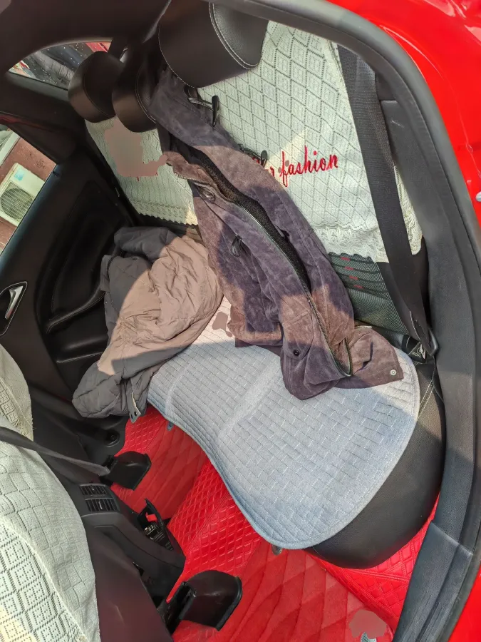 2015 Mercedes-Benz B Class 1.6T 156HP L4 7DCT,autocango,china used car exporter,china ev exporter,chinese used car exporter,chinese used ev exporter