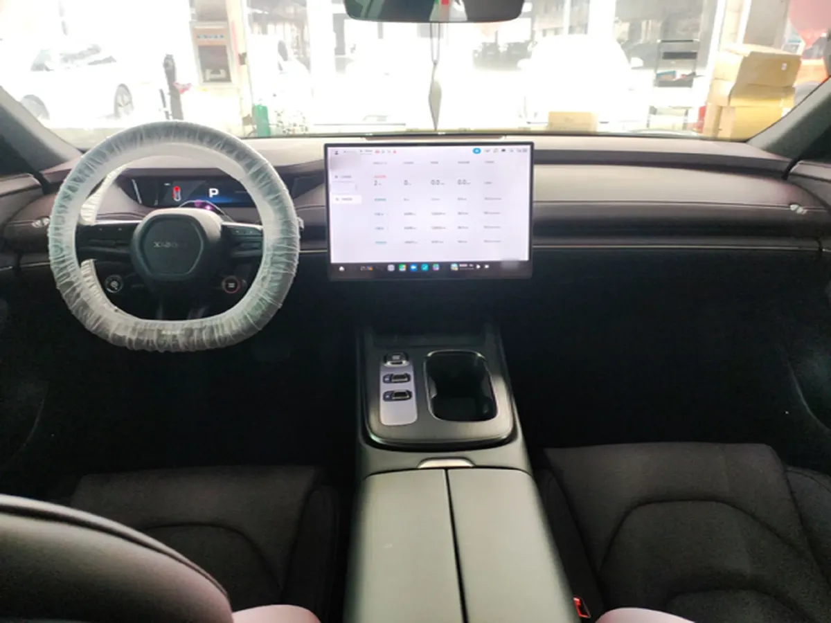 2024 MI SU7 BEV 73.6KWH,autocango,china used car exporter,china ev exporter,chinese used car exporter,chinese used ev exporter