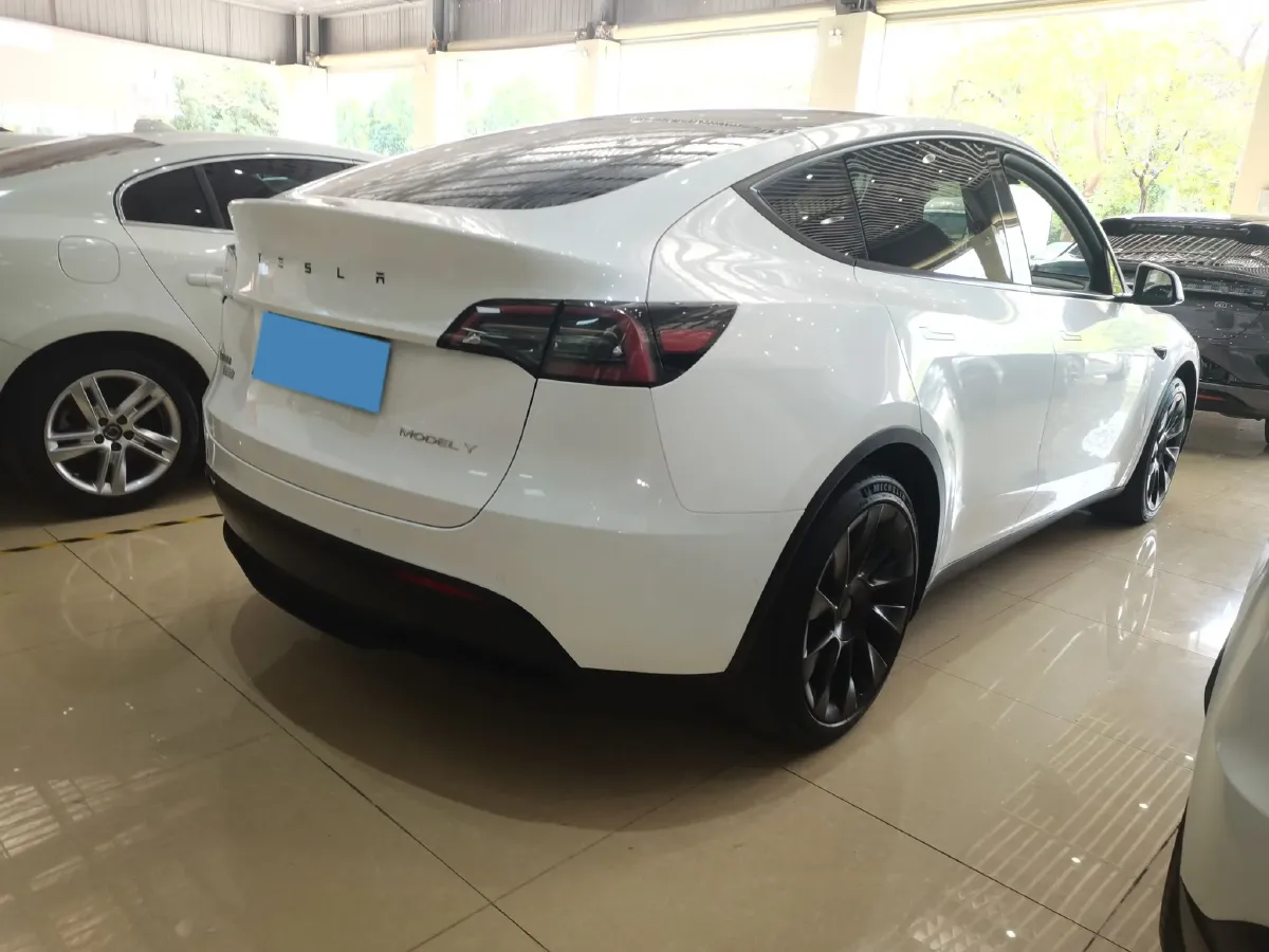 2022 Tesla Model Y BEV 60KWH,autocango,china used car exporter,china ev exporter,chinese used car exporter,chinese used ev exporter