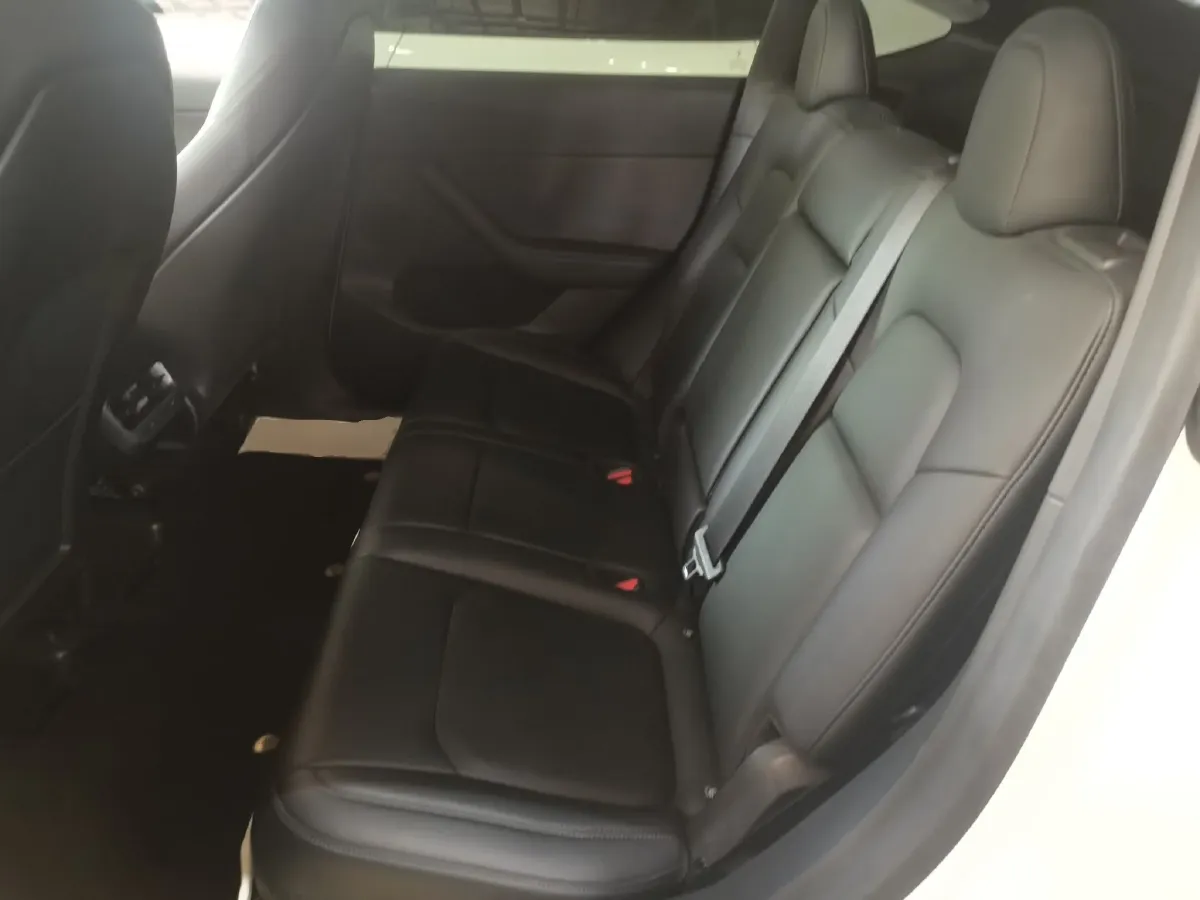 2022 Tesla Model Y BEV 60KWH,autocango,china used car exporter,china ev exporter,chinese used car exporter,chinese used ev exporter