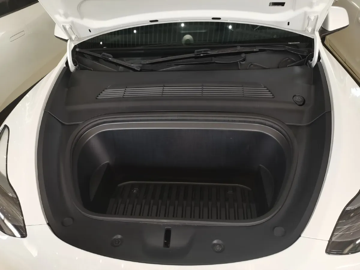 2022 Tesla Model Y BEV 60KWH,autocango,china used car exporter,china ev exporter,chinese used car exporter,chinese used ev exporter