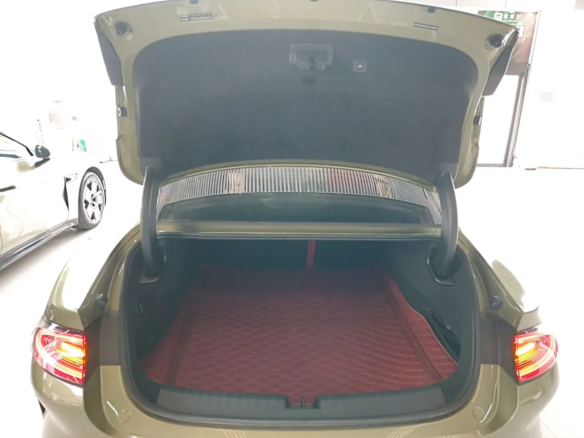 2024 MI SU7 BEV 101KWH,autocango,china used car exporter,china ev exporter,chinese used car exporter,chinese used ev exporter