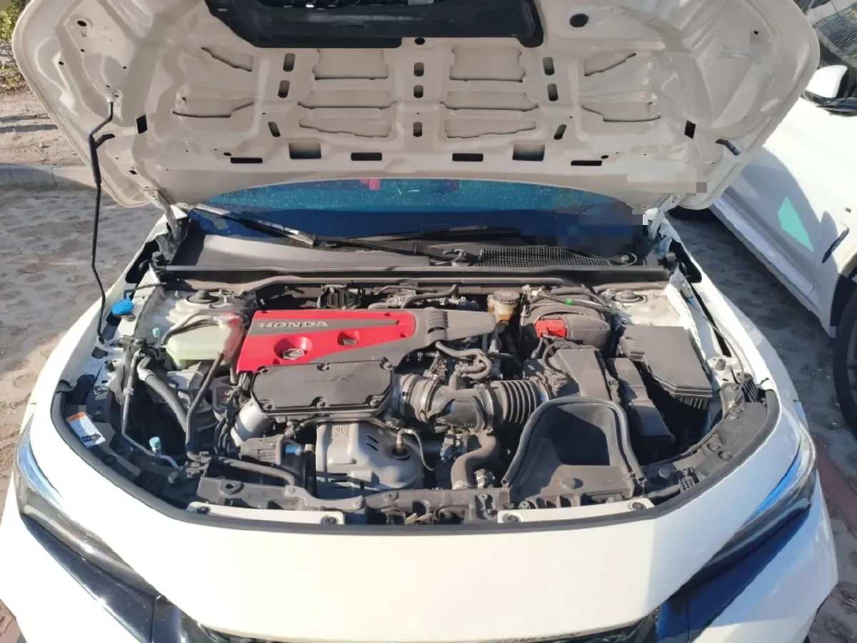 2023 Honda Civic 2.0T 300HP L4 6MT,autocango,china used car exporter,china ev exporter,chinese used car exporter,chinese used ev exporter