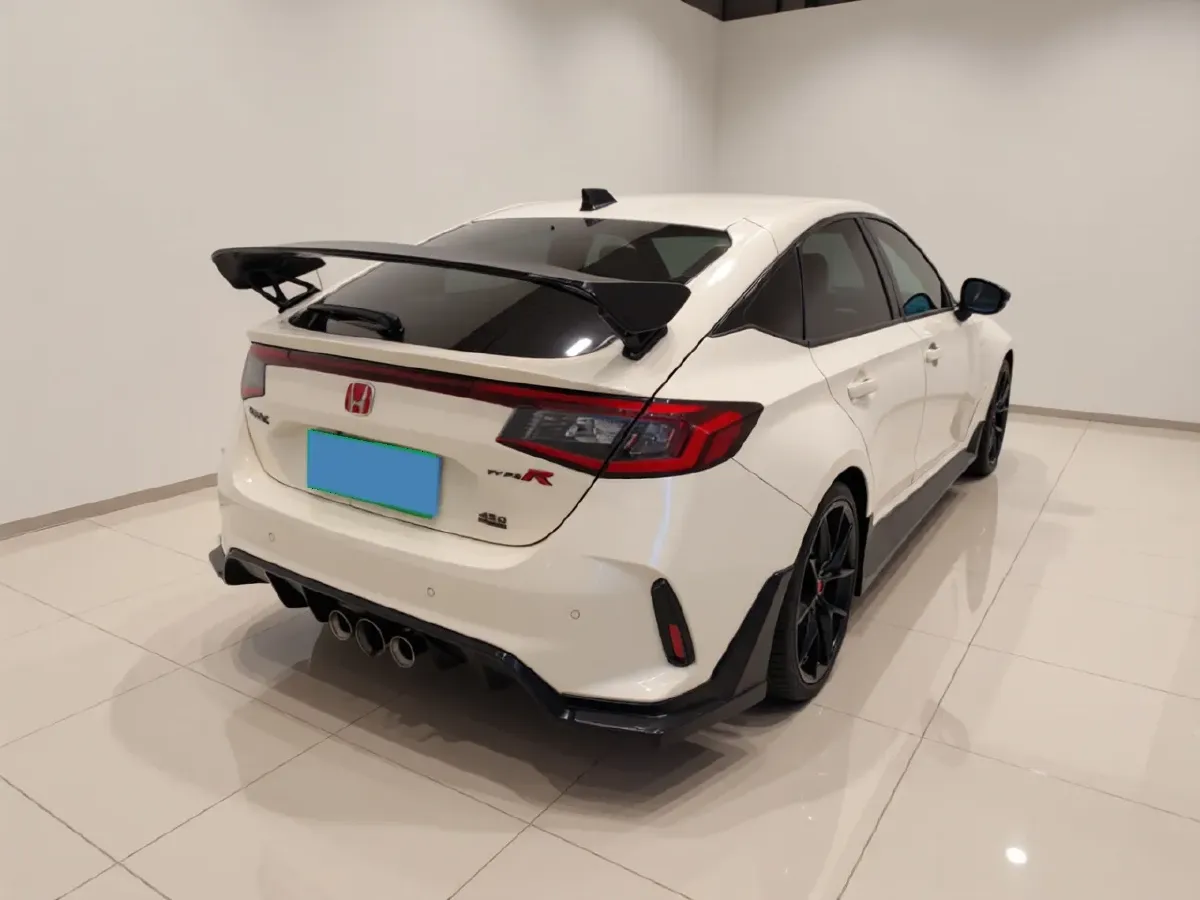 2023 Honda Civic 2.0T 300HP L4 6MT,autocango,china used car exporter,china ev exporter,chinese used car exporter,chinese used ev exporter