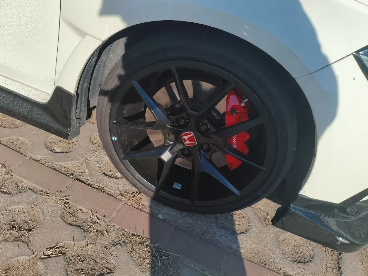 2023 Honda Civic 2.0T 300HP L4 6MT,autocango,china used car exporter,china ev exporter,chinese used car exporter,chinese used ev exporter