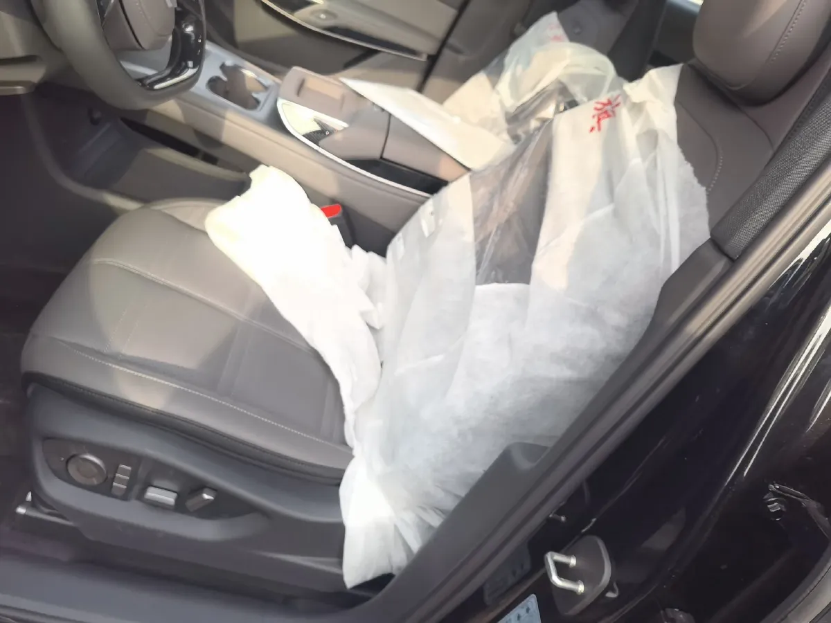 2025 HongQi TianGong 08 BEV,autocango,china used car exporter,china ev exporter,chinese used car exporter,chinese used ev exporter