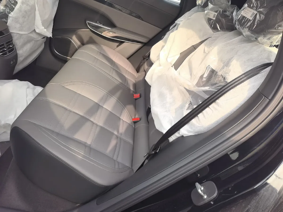 2025 HongQi TianGong 08 BEV,autocango,china used car exporter,china ev exporter,chinese used car exporter,chinese used ev exporter