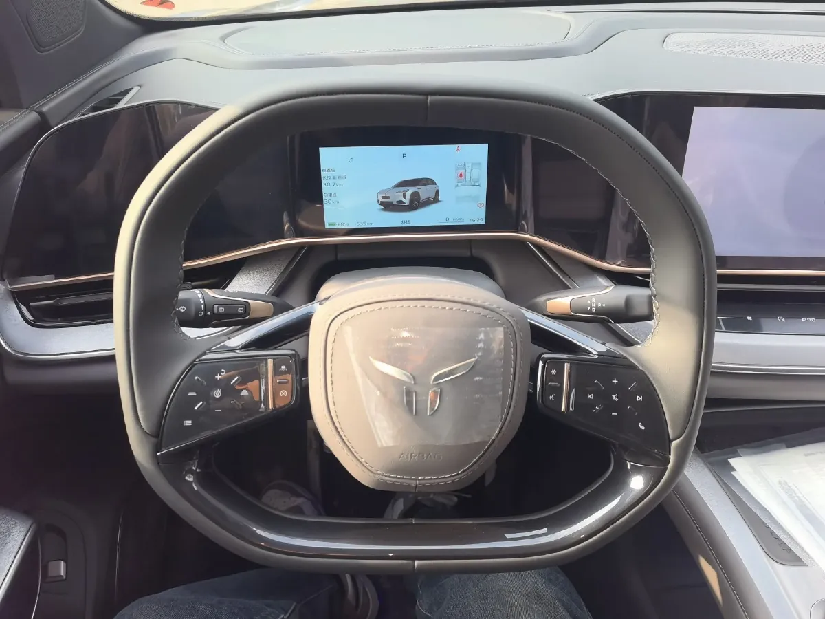 2025 HongQi TianGong 08 BEV,autocango,china used car exporter,china ev exporter,chinese used car exporter,chinese used ev exporter