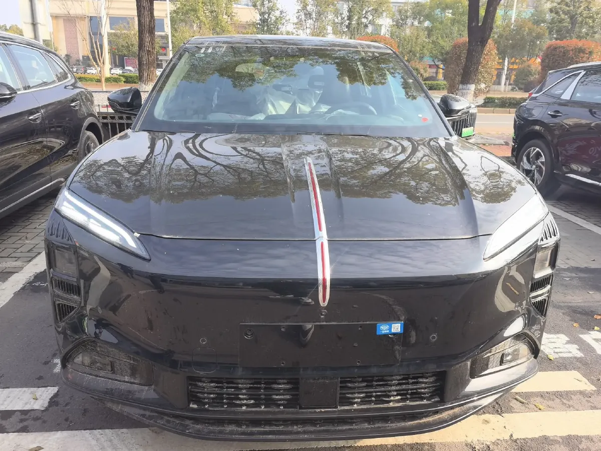 2025 HongQi TianGong 08 BEV,autocango,china used car exporter,china ev exporter,chinese used car exporter,chinese used ev exporter