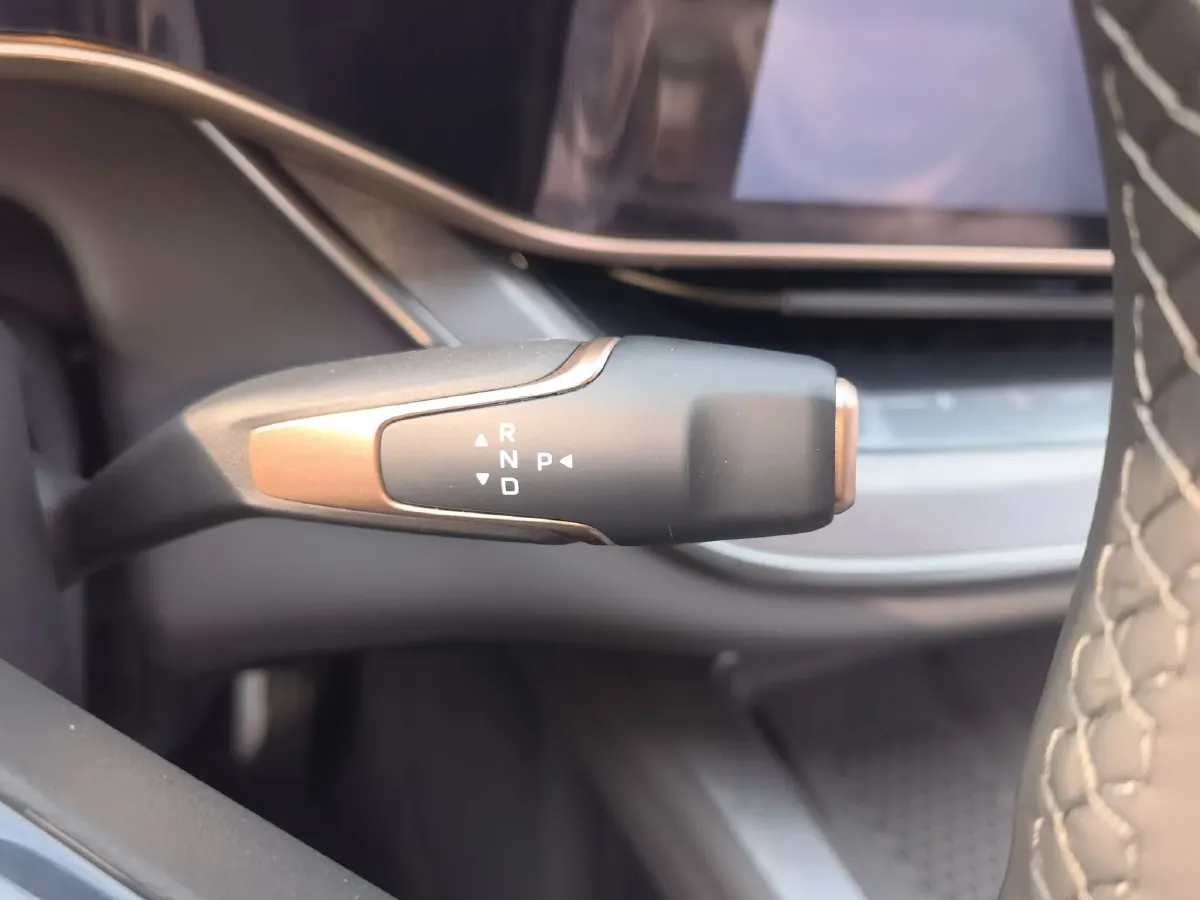 2025 HongQi TianGong 08 BEV,autocango,china used car exporter,china ev exporter,chinese used car exporter,chinese used ev exporter