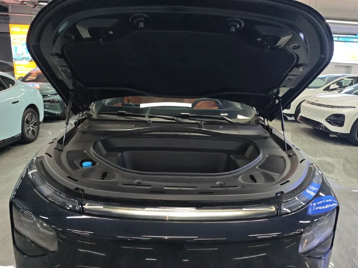 2025 Xpeng G9 BEV 79KWH,autocango,china used car exporter,china ev exporter,chinese used car exporter,chinese used ev exporter