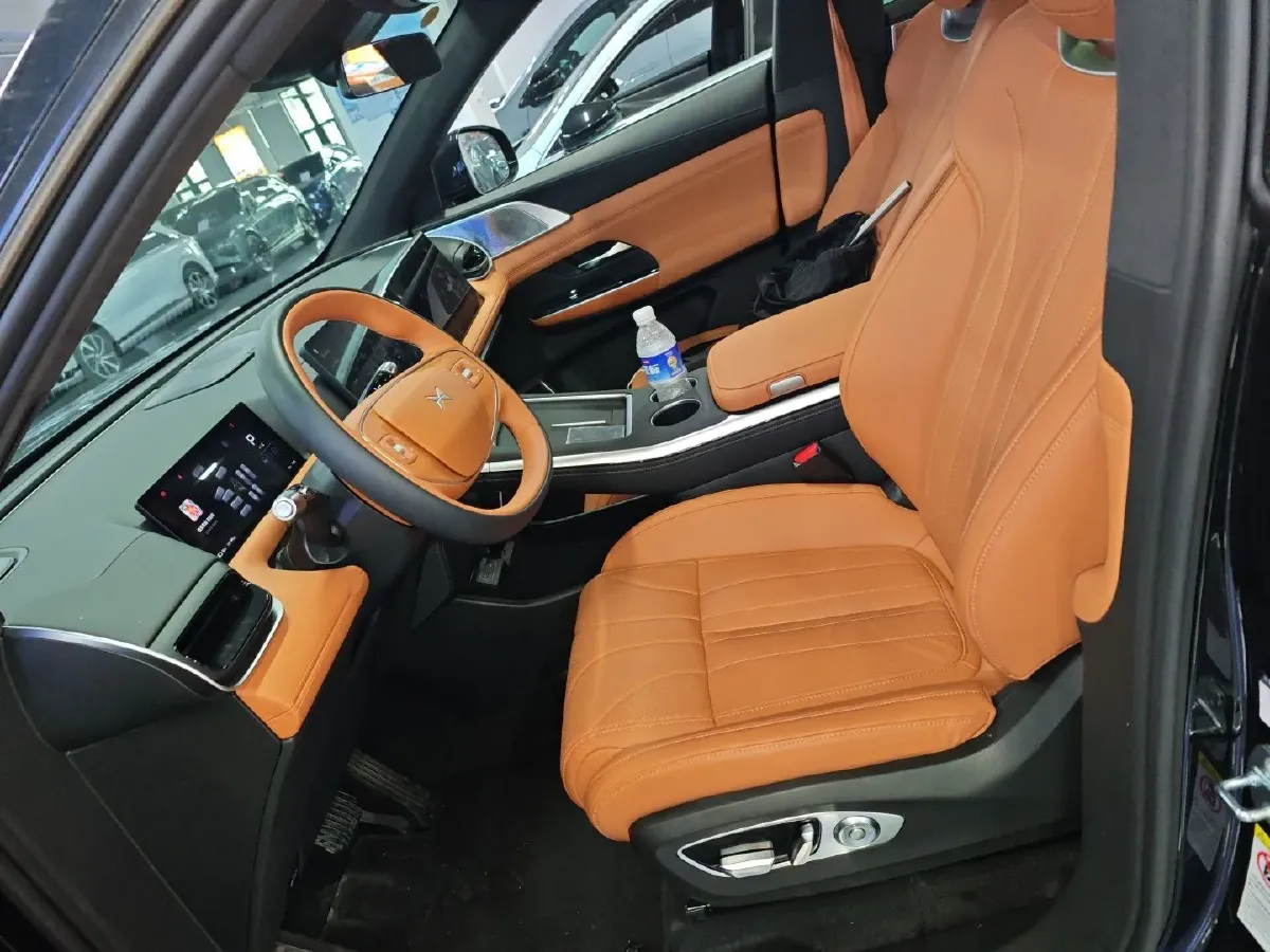 2025 Xpeng G9 BEV 79KWH,autocango,china used car exporter,china ev exporter,chinese used car exporter,chinese used ev exporter