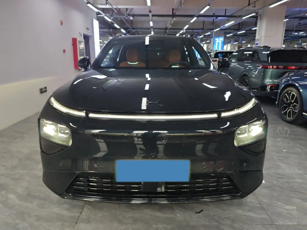 2025 Xpeng G9 BEV 79KWH,autocango,china used car exporter,china ev exporter,chinese used car exporter,chinese used ev exporter