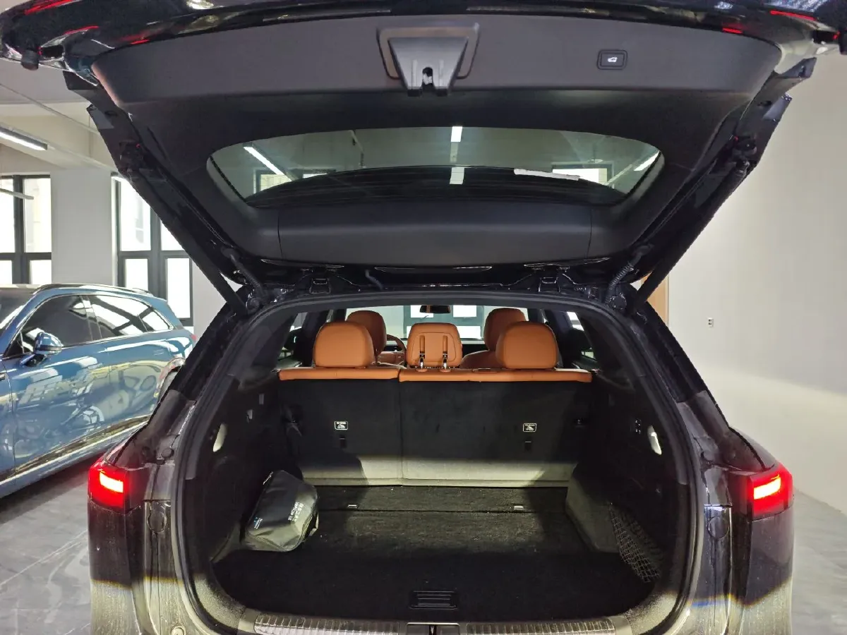 2025 Xpeng G9 BEV 79KWH,autocango,china used car exporter,china ev exporter,chinese used car exporter,chinese used ev exporter