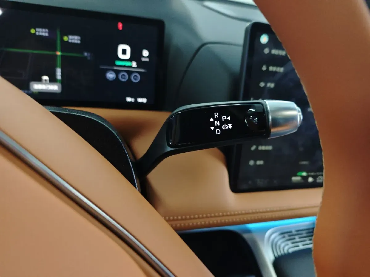 2025 Xpeng G9 BEV 79KWH,autocango,china used car exporter,china ev exporter,chinese used car exporter,chinese used ev exporter