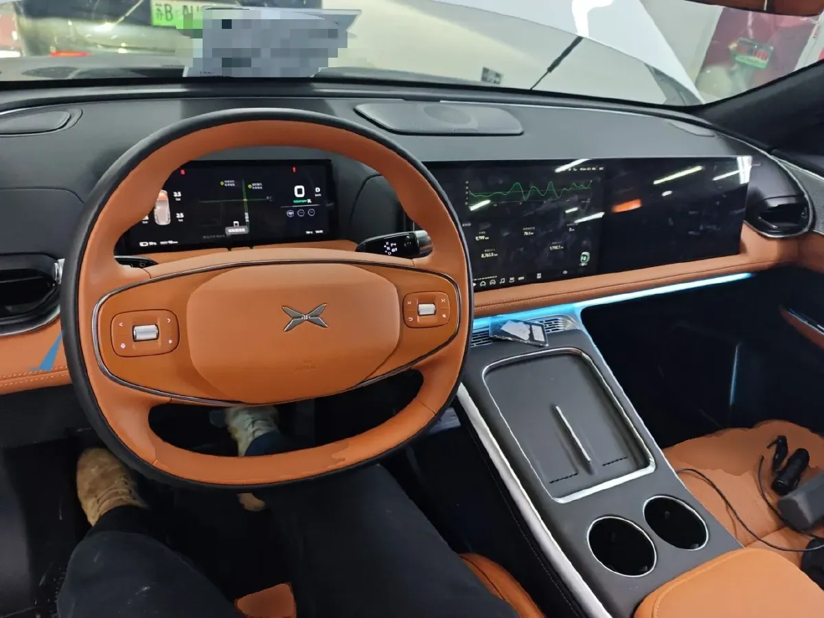 2025 Xpeng G9 BEV 79KWH,autocango,china used car exporter,china ev exporter,chinese used car exporter,chinese used ev exporter