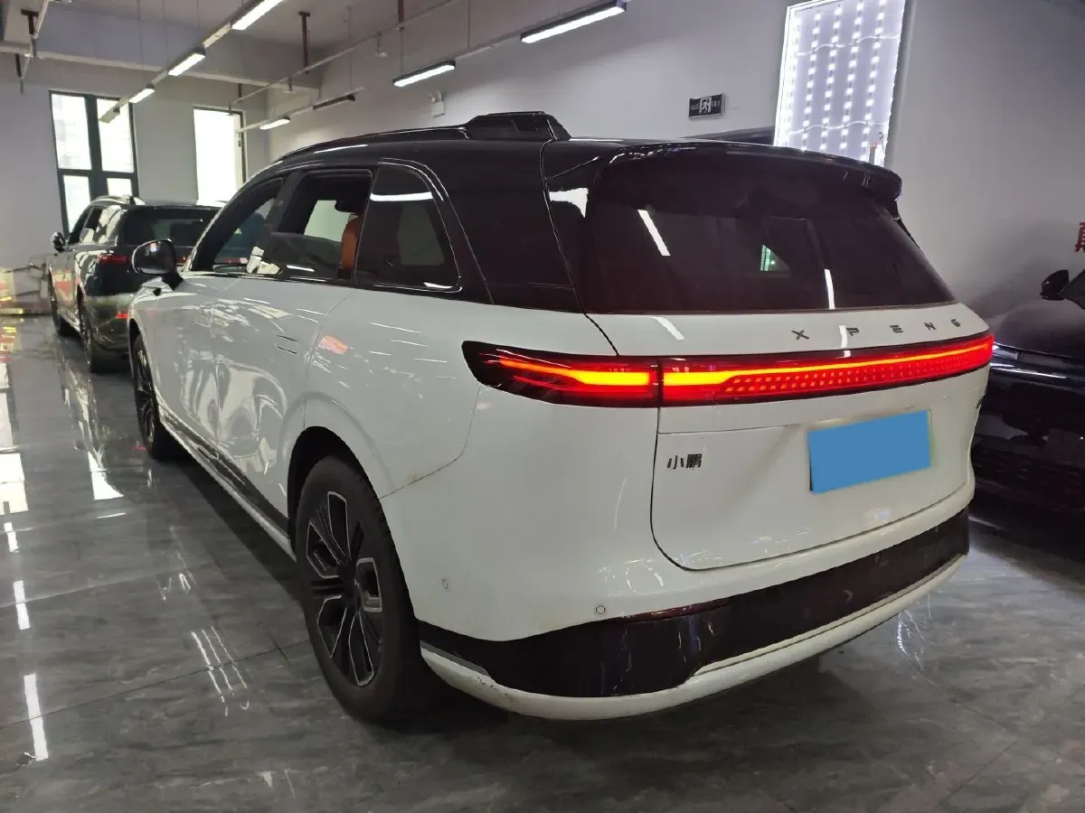 2025 Xpeng G9 BEV 79KWH,autocango,china used car exporter,china ev exporter,chinese used car exporter,chinese used ev exporter