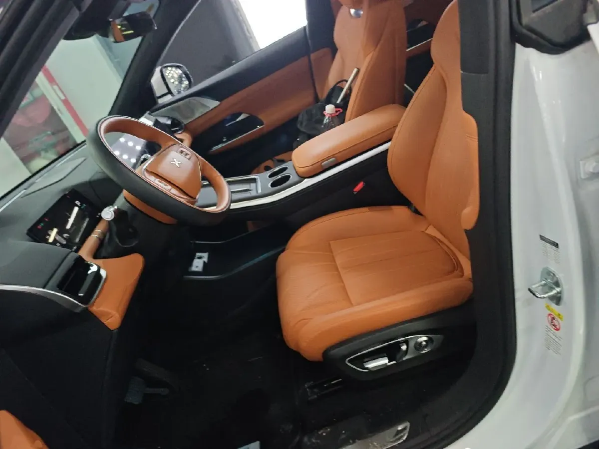 2025 Xpeng G9 BEV 79KWH,autocango,china used car exporter,china ev exporter,chinese used car exporter,chinese used ev exporter