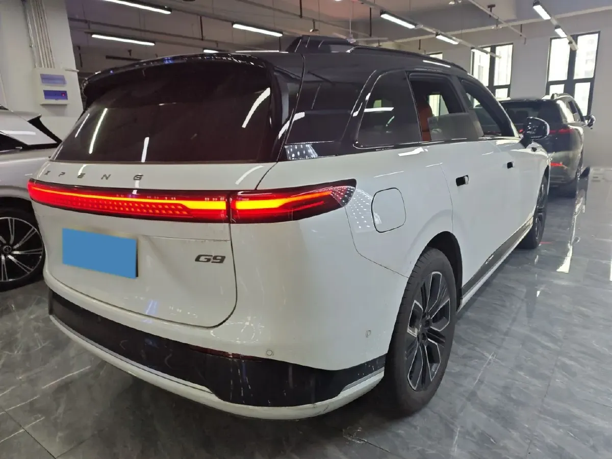 2025 Xpeng G9 BEV 79KWH,autocango,china used car exporter,china ev exporter,chinese used car exporter,chinese used ev exporter