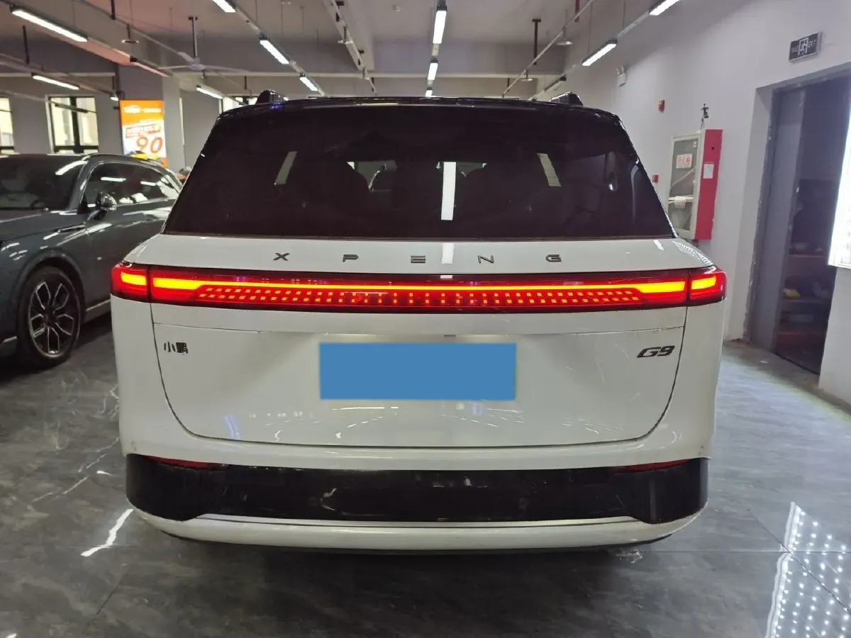 2025 Xpeng G9 BEV 79KWH,autocango,china used car exporter,china ev exporter,chinese used car exporter,chinese used ev exporter