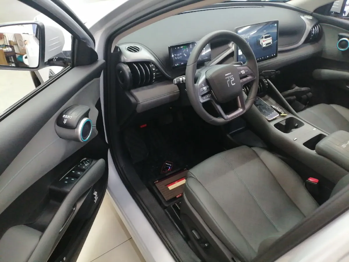 2025 BYD Yuan Plus BEV 60.48KWH,autocango,china used car exporter,china ev exporter,chinese used car exporter,chinese used ev exporter