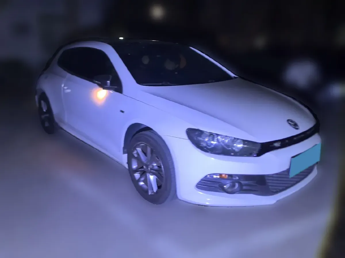 2013 Volkswagen Scirocco 2.0T 211HP L4 6DCT,autocango,china used car exporter,china ev exporter,chinese used car exporter,chinese used ev exporter