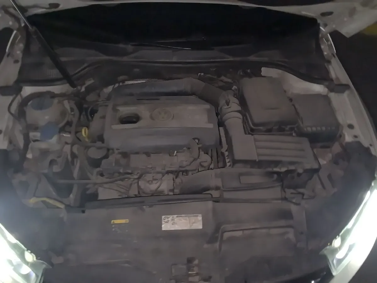 2013 Volkswagen Scirocco 2.0T 211HP L4 6DCT,autocango,china used car exporter,china ev exporter,chinese used car exporter,chinese used ev exporter