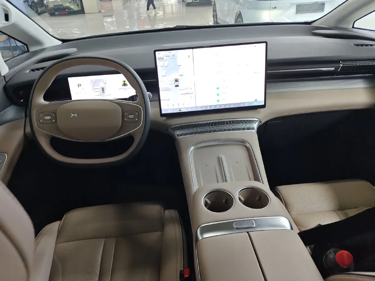 2025 Xpeng X9 BEV,autocango,china used car exporter,china ev exporter,chinese used car exporter,chinese used ev exporter