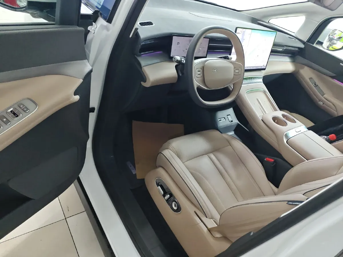 2025 Xpeng X9 BEV,autocango,china used car exporter,china ev exporter,chinese used car exporter,chinese used ev exporter