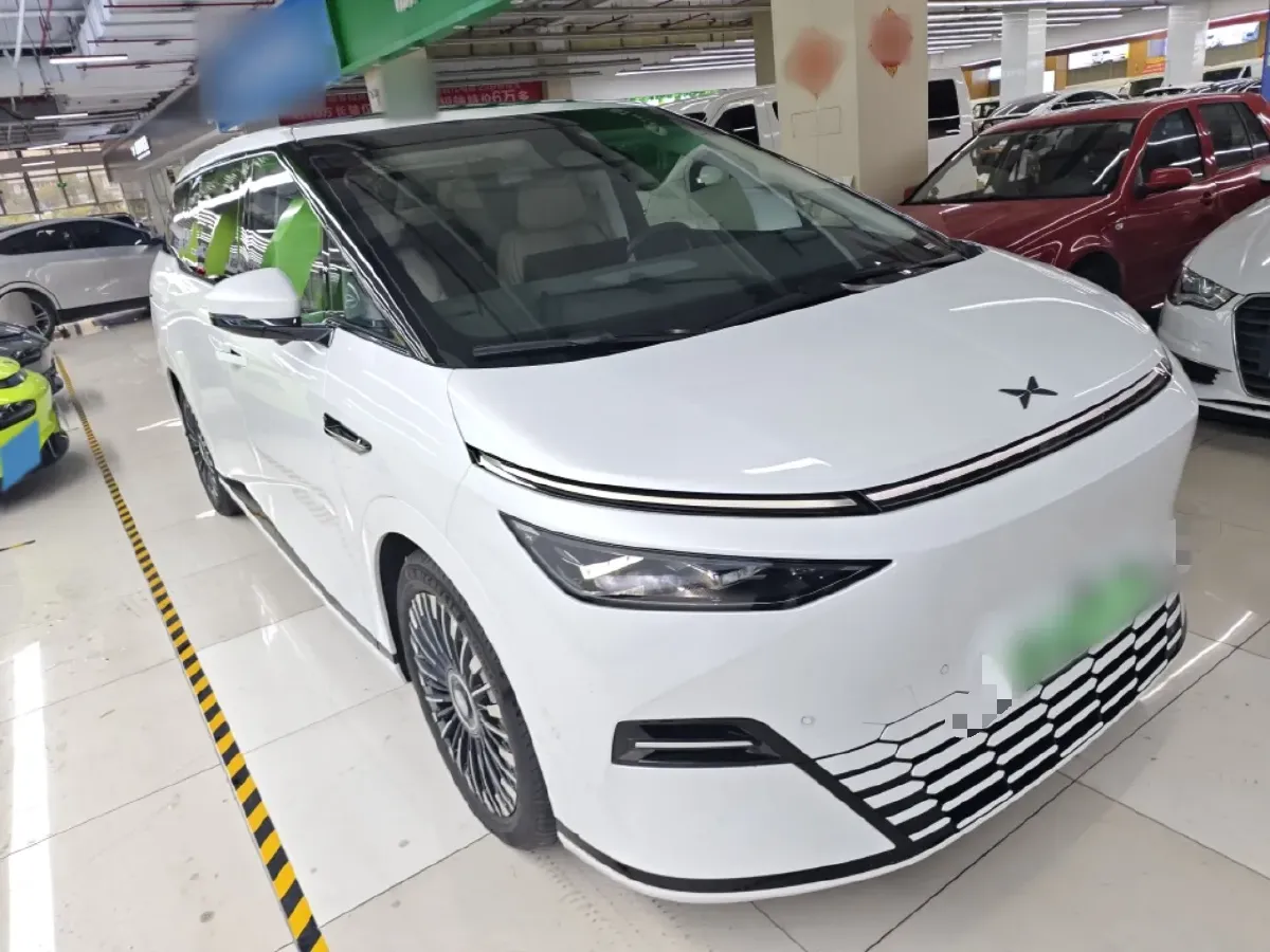 2025 Xpeng X9 BEV,autocango,china used car exporter,china ev exporter,chinese used car exporter,chinese used ev exporter