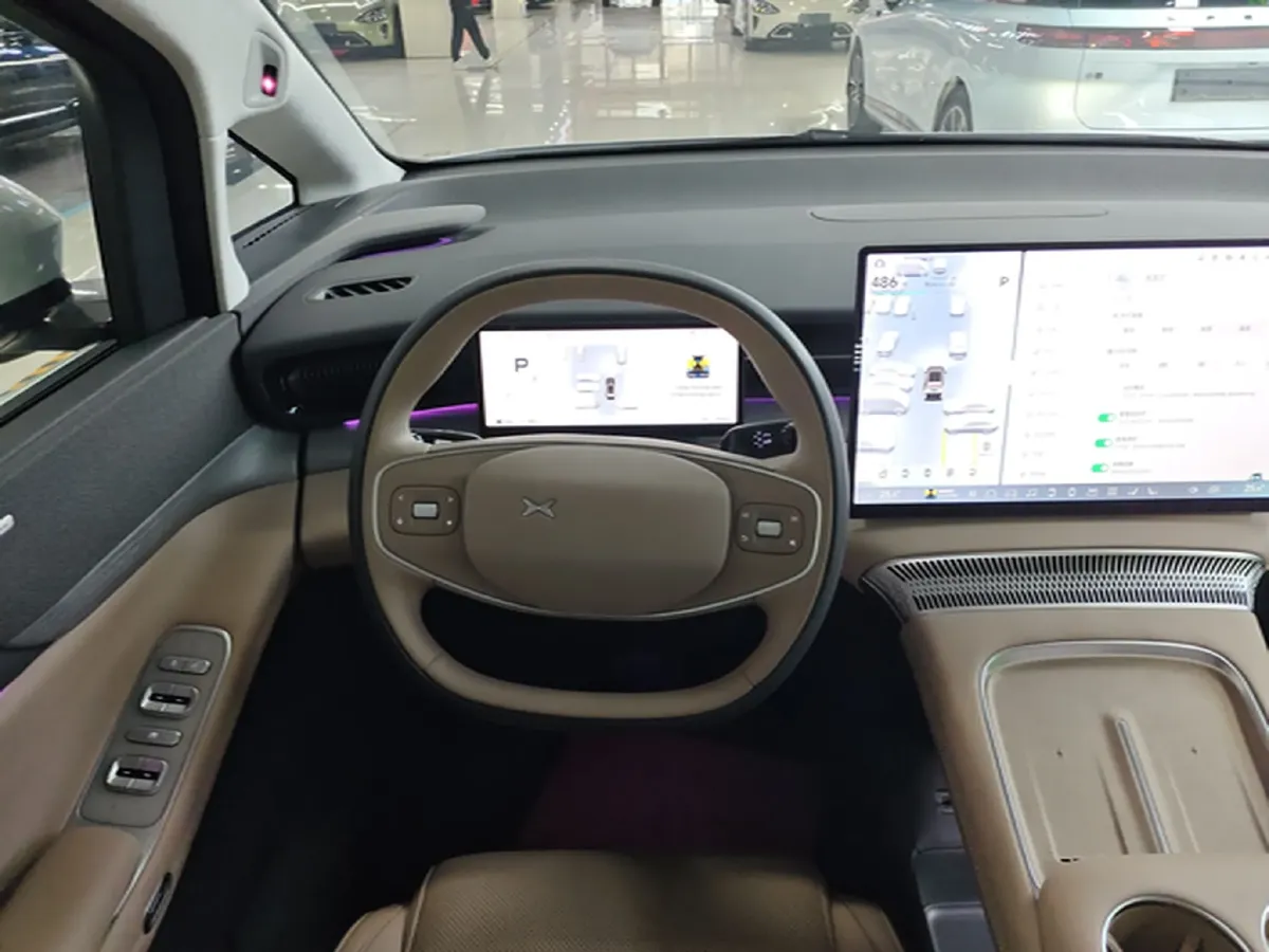 2025 Xpeng X9 BEV,autocango,china used car exporter,china ev exporter,chinese used car exporter,chinese used ev exporter