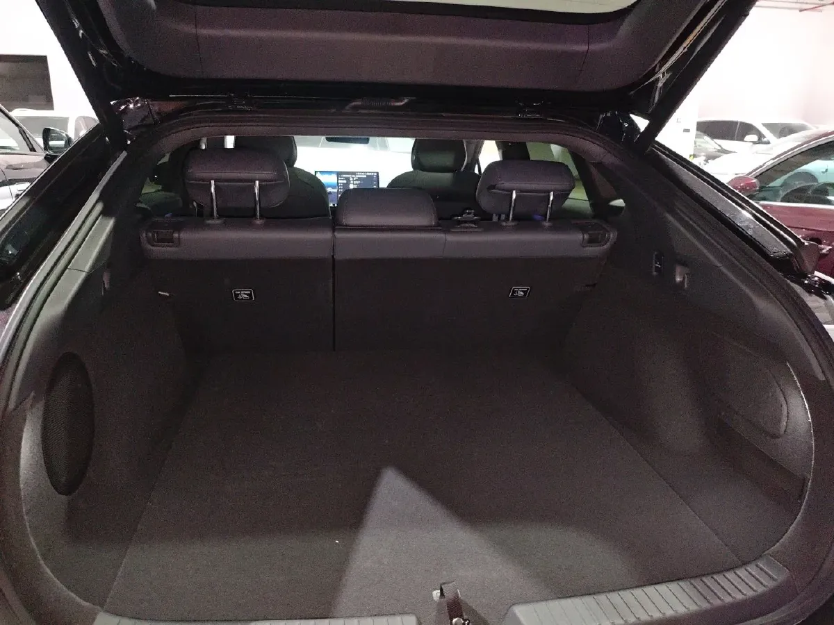 2024 Xpeng P7+ BEV 60.7KWH,autocango,china used car exporter,china ev exporter,chinese used car exporter,chinese used ev exporter