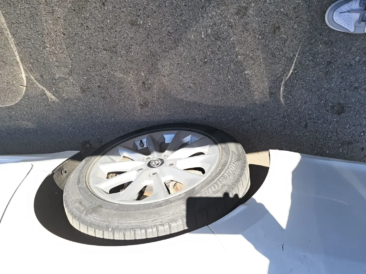 2021 Toyota Corolla 1.8L 98HP L4 E-CVT Hybrid,autocango,china used car exporter,china ev exporter,chinese used car exporter,chinese used ev exporter