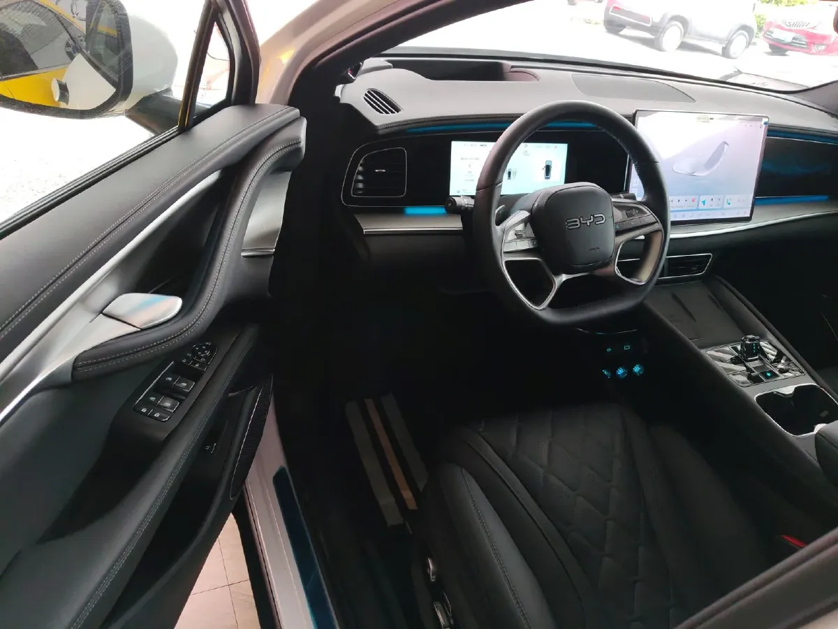 2025 BYD Sea Lion 07 BEV 80.64KWH,autocango,china used car exporter,china ev exporter,chinese used car exporter,chinese used ev exporter