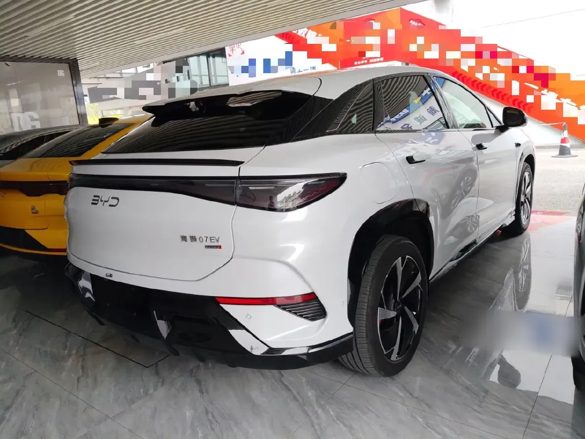 2025 BYD Sea Lion 07 BEV 80.64KWH,autocango,china used car exporter,china ev exporter,chinese used car exporter,chinese used ev exporter