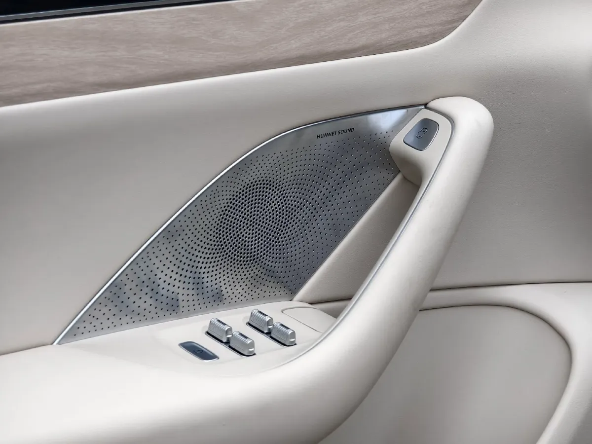 2024 Luxeed S7 BEV 82KWH,autocango,china used car exporter,china ev exporter,chinese used car exporter,chinese used ev exporter