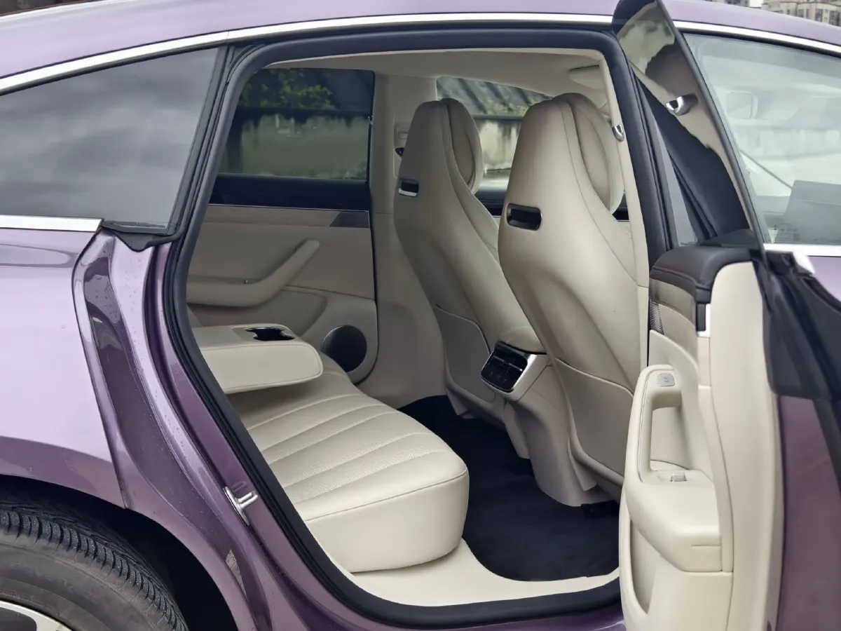 2024 Luxeed S7 BEV 82KWH,autocango,china used car exporter,china ev exporter,chinese used car exporter,chinese used ev exporter