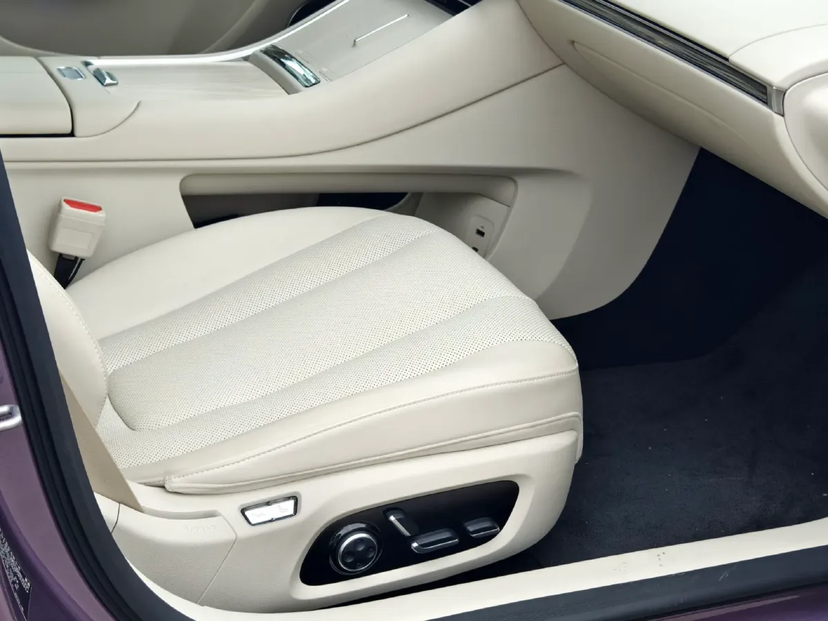 2024 Luxeed S7 BEV 82KWH,autocango,china used car exporter,china ev exporter,chinese used car exporter,chinese used ev exporter