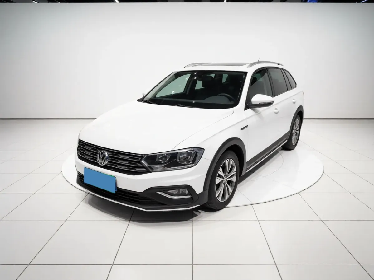 2017 Volkswagen C-Trek 1.4T 131HP L4 7DCT,autocango,china used car exporter,china ev exporter,chinese used car exporter,chinese used ev exporter